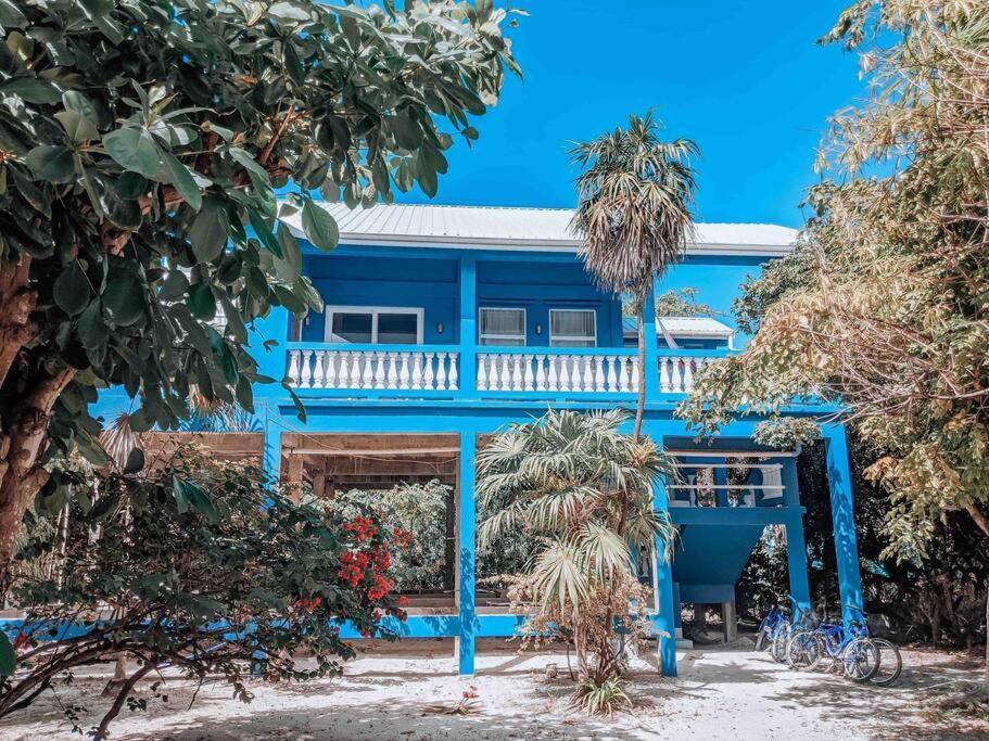 Vacation Home Blue Lotus Caye Caulker Exterior photo